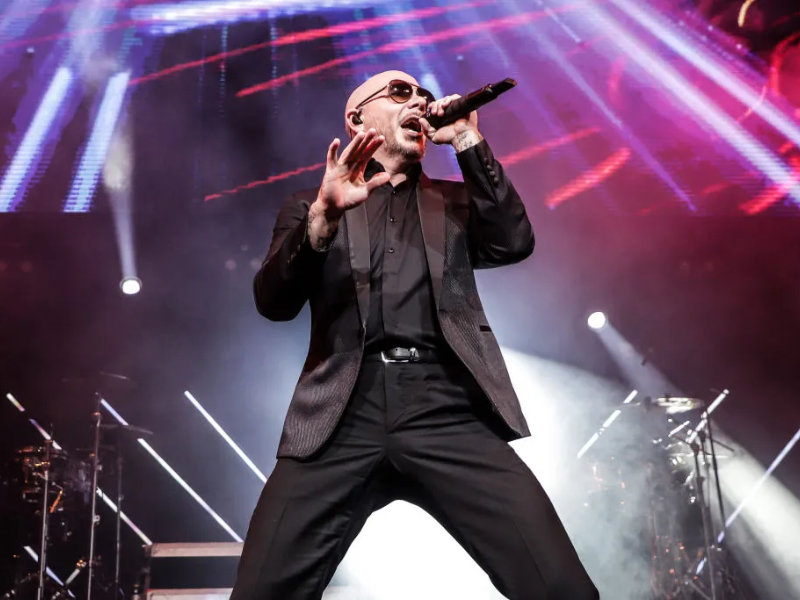 Pitbull at St Augustine Amphitheatre